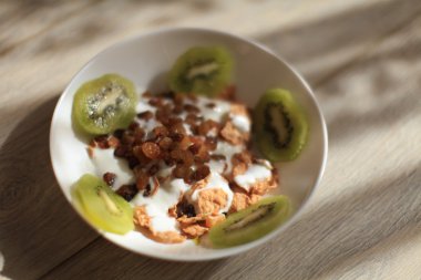 kurutulmuş meyve ile hububat