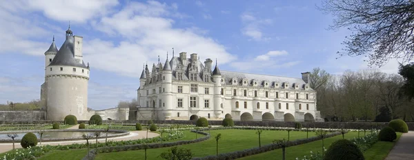 Slottet och trädgården av chenonceau — Stockfoto