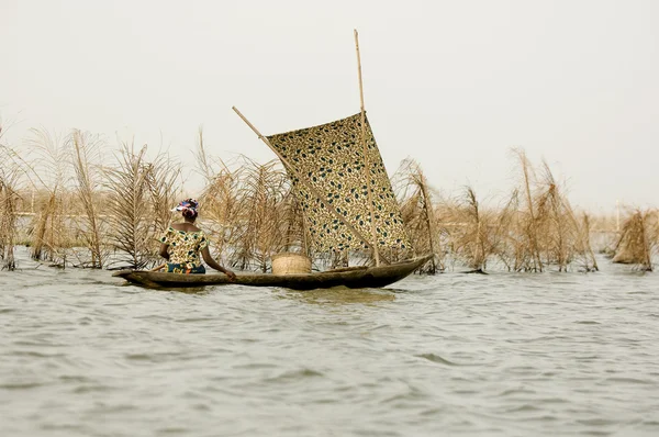 African women on a boat — Stock Photo, Image
