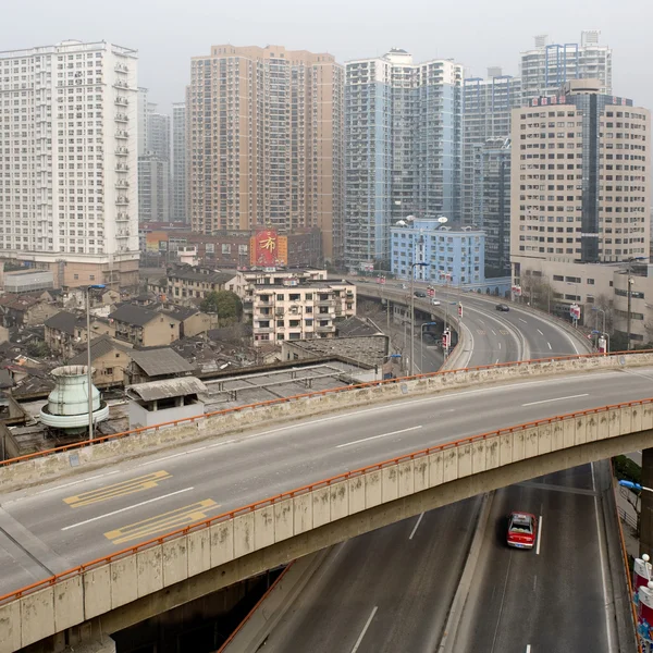 Autoroute urbaine en Shanghai — Photo
