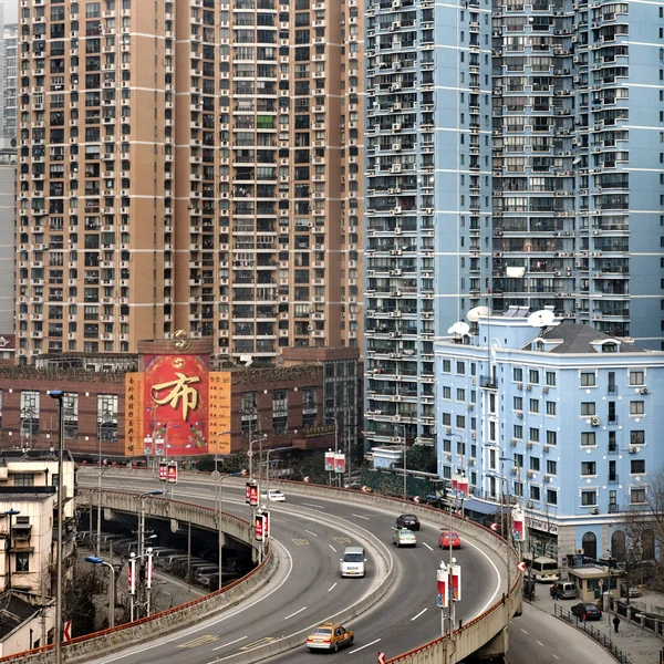 Estrada urbana em Shanghai — Fotografia de Stock