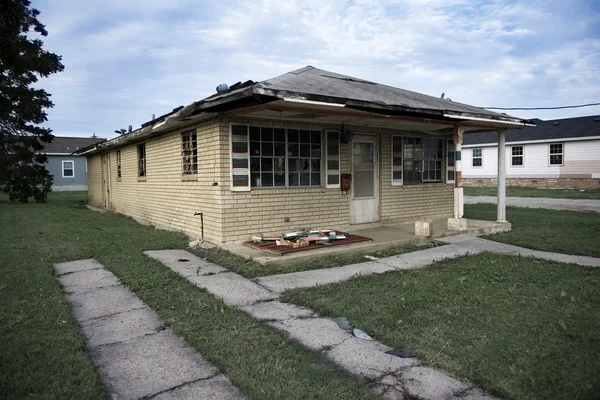 飓风后毁房子卡特里娜飓风，新奥尔良，路易斯安那州 — 图库照片