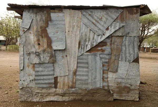 Маленький магазинчик зроблена з листового металу, Африка, Танзанія — стокове фото