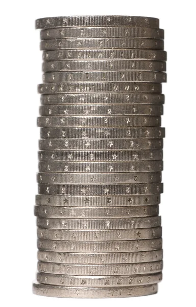 Στοίβα των κερμάτων των 2 ευρώ μπροστά από το λευκό φόντο — Φωτογραφία Αρχείου