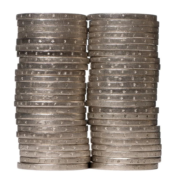 Стеки з 2 монет Euros перед білим тлом — стокове фото