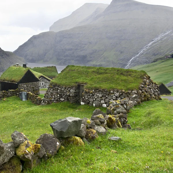 Faroe Adaları'nda eski taş ev — Stok fotoğraf