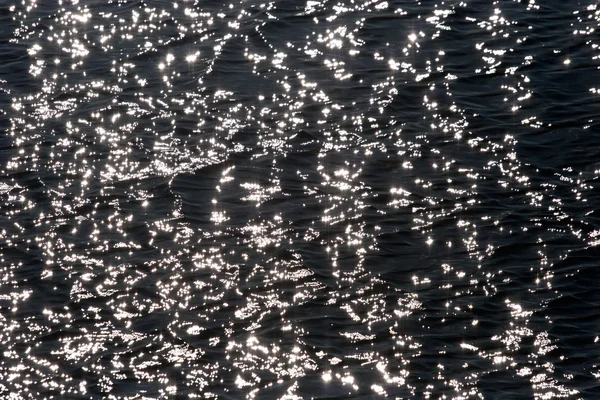 Solar vakító fény a vízen — Stock Fotó