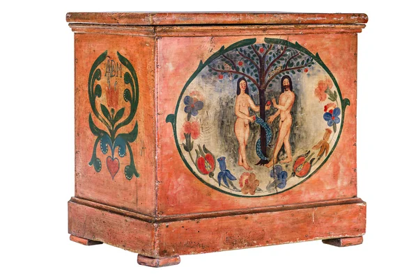 Cassapanca in legno antico con pittura di Adamo ed Eva — Foto Stock