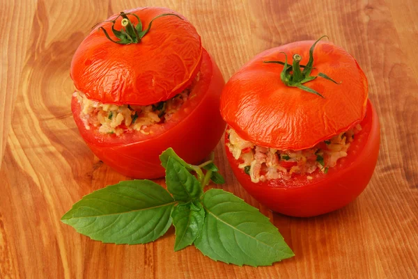Délicieuses tomates fraîches cuites au four — Photo