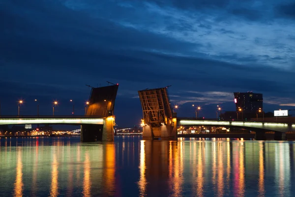 Ponte Alexander Nevsky — Fotografia de Stock