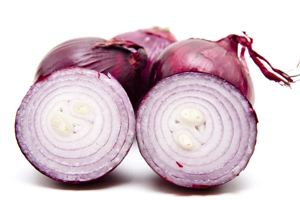 Raw red onion halves — Stock Photo, Image