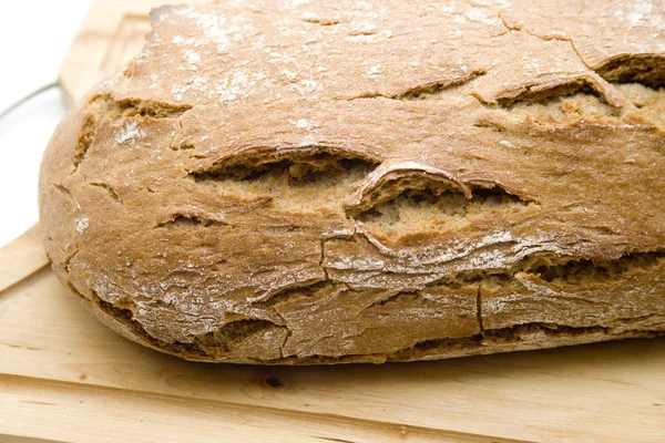 Bruin gebakken brood — Stockfoto