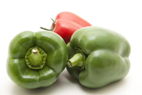 녹색과 빨간색 후추 — 스톡 사진