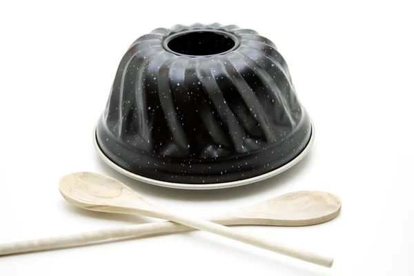 Tahta kaşık ile halka kek formu — Stok fotoğraf
