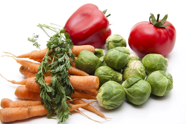 布鲁塞尔芽菜和西红柿胡萝卜 — 图库照片