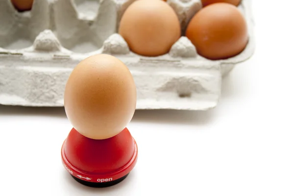Яйця з яєчним гравером — стокове фото