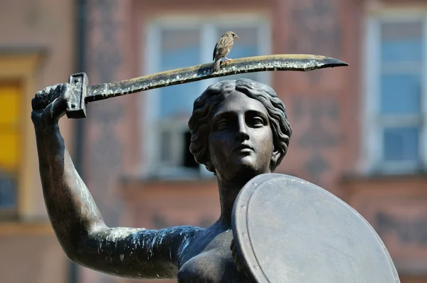 stock image Sparrow on statue