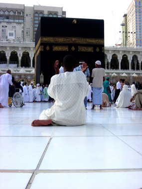 Muslims praying clipart