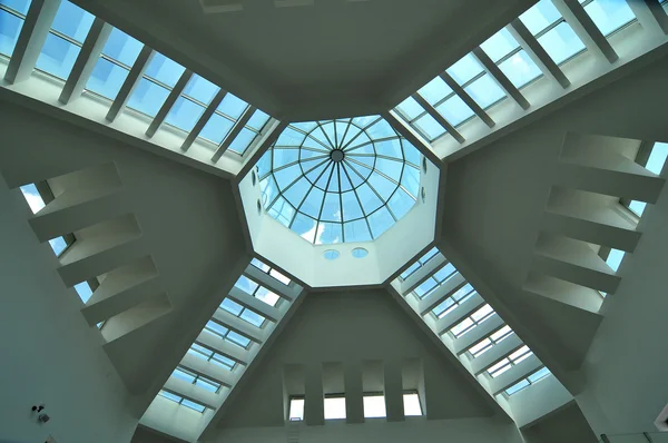 近代的な天井デザイン — ストック写真