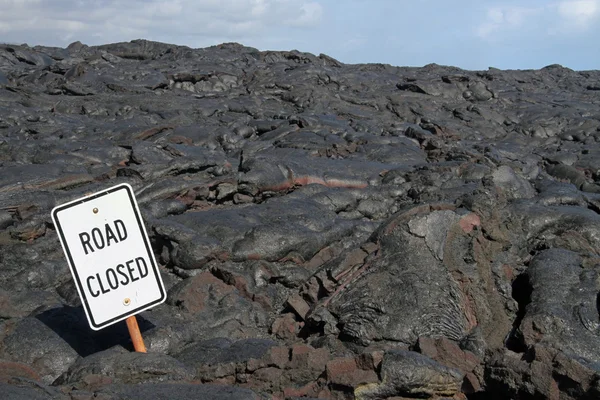 Silnice uzavřena - lávové pole (velký ostrov Havaj) — Stock fotografie