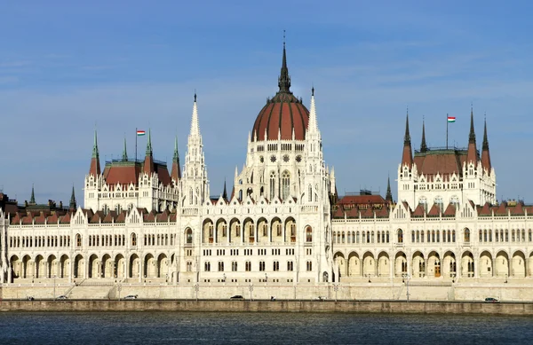 Opbygning af Parlamentet, Budapest, Ungarn - Stock-foto