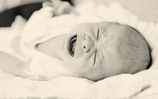 아기 울음 — 스톡 사진