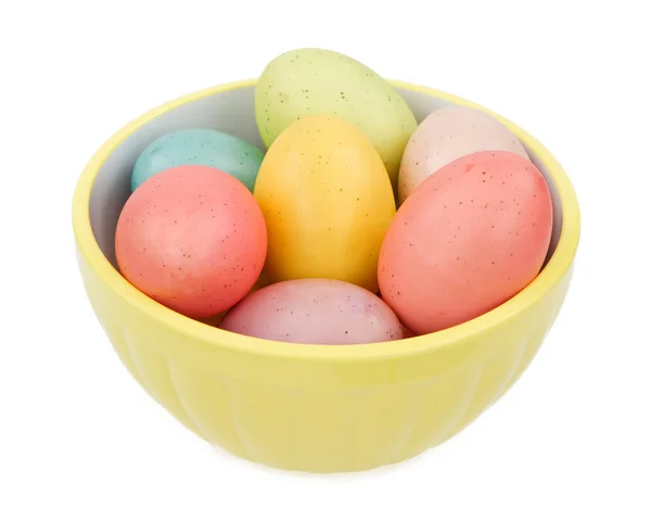 Παστέλ χρωματιστά Πασχαλινά αυγά σε ένα μπολ με κίτρινο — 图库照片