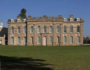 Compton verney