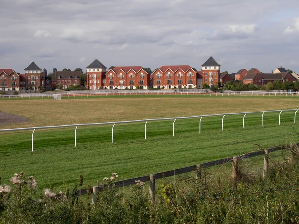 Racecourse nya bostäder och lägenheter stratford upon avon warwickshire england Storbritannien — Stockfoto