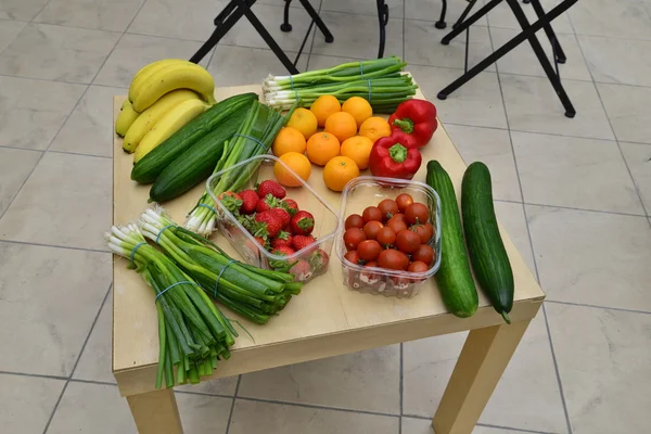 Alimentos - frutas e produtos hortícolas — Fotografia de Stock