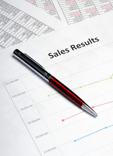 Business line chart showing sales results — Stock Photo, Image