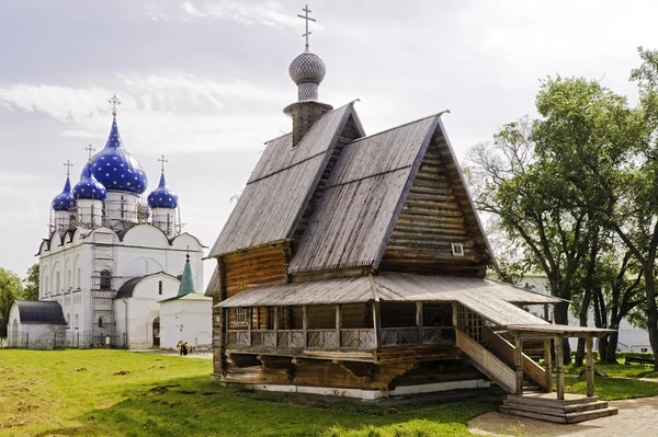Ruská dřevěný kostel. Suzdal. — Stock fotografie