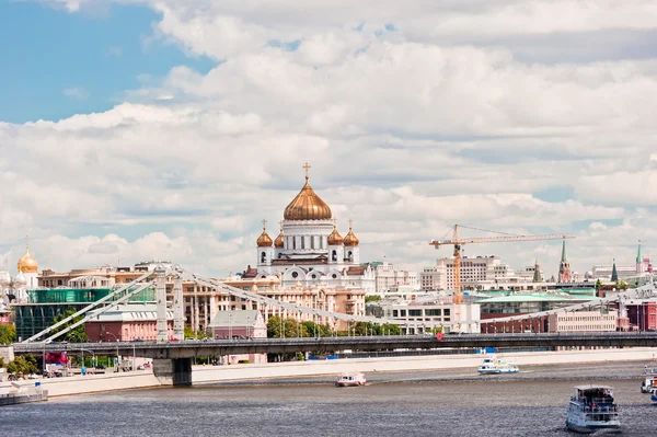 Moscovo. Vista da Catedral de Cristo Salvador — Fotografia de Stock