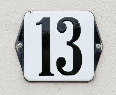 Housenumber 13
