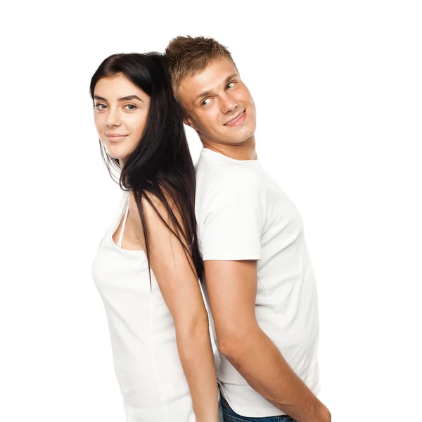 カジュアルな服装で幸せな若いカップル — ストック写真