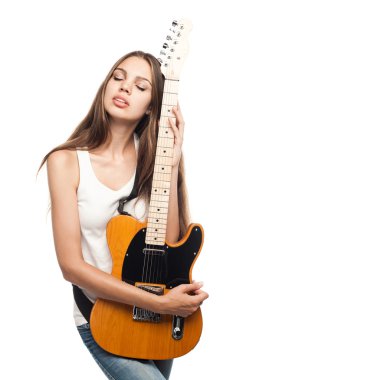 elektro gitar ile güzel bir genç kadın