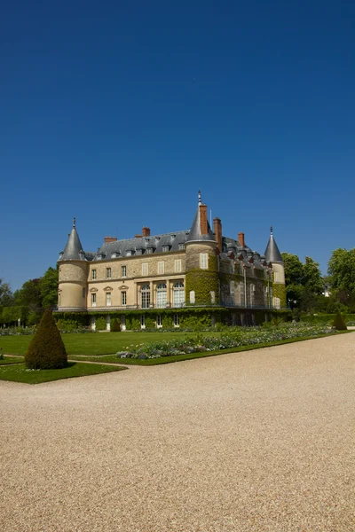 Chateau rambouillet en zijn park — Stockfoto