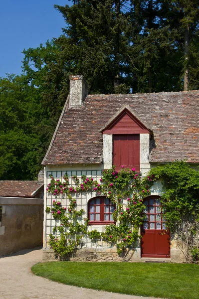Фермерский дом во Франции — стоковое фото