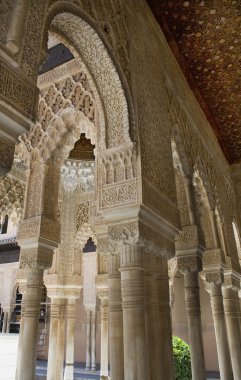 Alhambra - Kraliyet Sarayı kompleksi