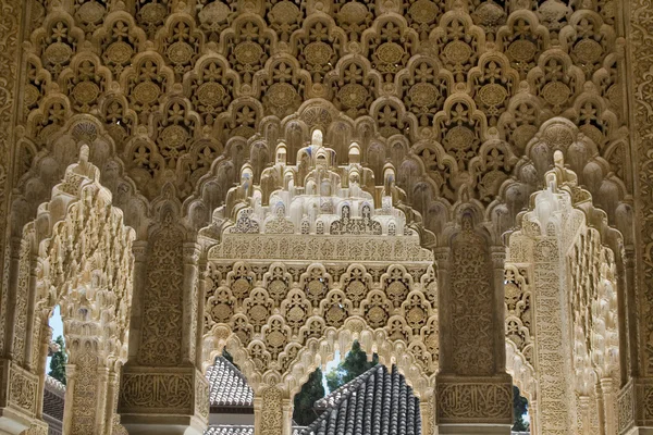 Alhambra - royal komplexa palace — Stockfoto