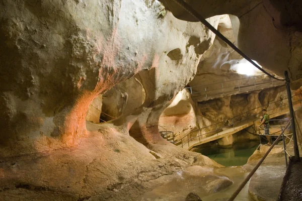 Jeskyně Cuevas del tesoro - moře — Stock fotografie