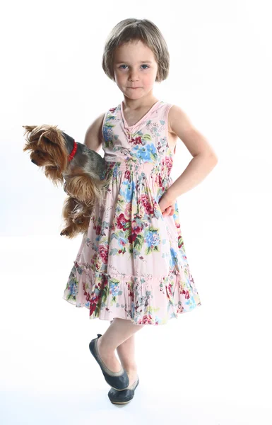 Kinderen meisje met hond — Stockfoto