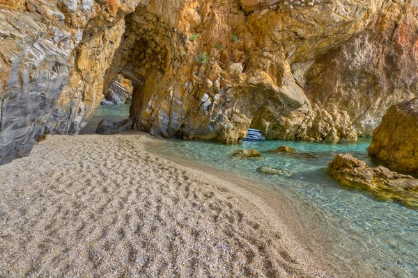 Arched passage, Mylopotamos beach, Pelio, Greece — Stock Photo, Image