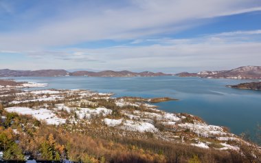 Lake plastiras kış görünümü, Tesalya, Yunanistan