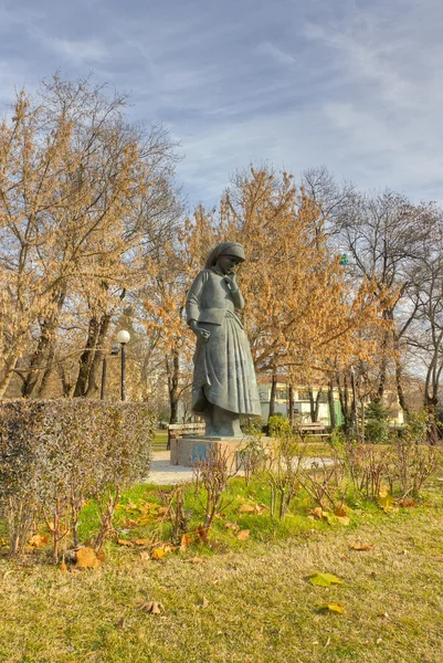 Statue de Mère, Karditsa, Grèce — Photo