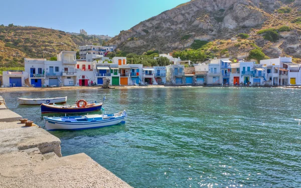 Klima villaggio di pescatori, isola di Milos, Cicladi, Grecia — Foto Stock
