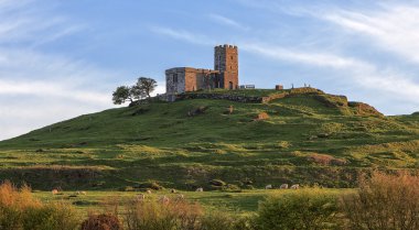 St. michael de Cliff Kilisesi, brentor, dartmoor Milli Parkı dev