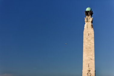 Plymouth çapa, Savaş Anıtı