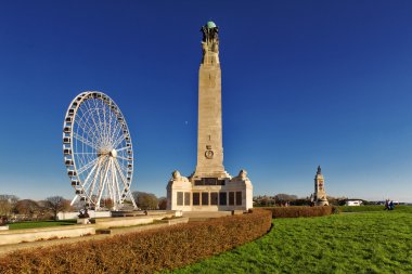 Plymouth çapa, Savaş Anıtı