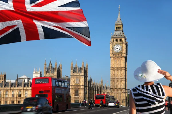 Big Ben mit Brücke in London, Großbritannien — Stockfoto